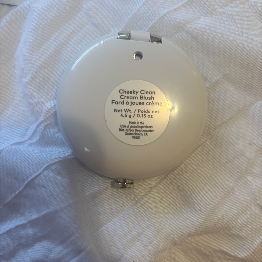 Peach Blush Compact - Picture 4 of 4